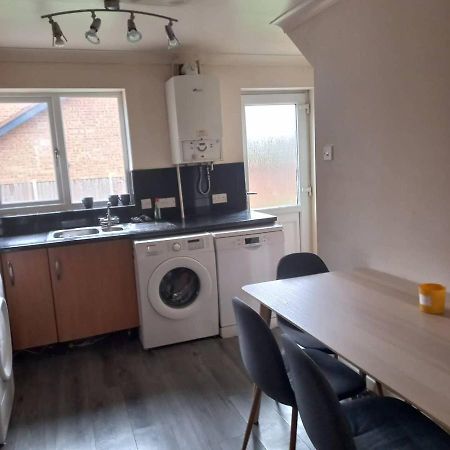Hamilton 3 Bedrooms 10 Minutes From City Centre Leicester Eksteriør bilde